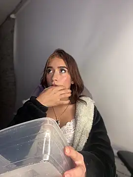 cam chat free Mis-Emma
