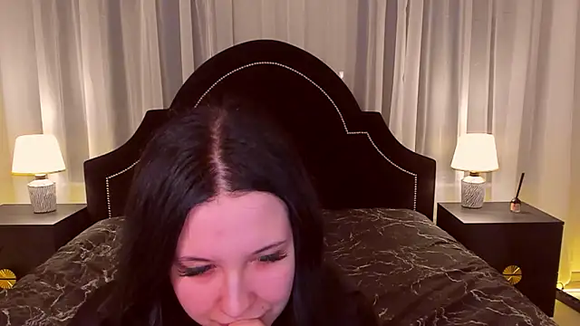 UR_MADDY webcam