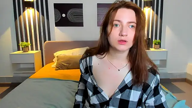 Tara_Grainn webcam