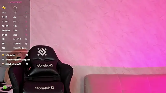 Pink_diablo webcam