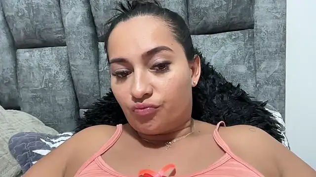 Sophia_copper webcam