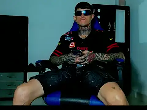 Sexy_BOY_Tatoo webcam