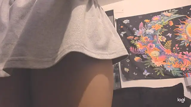 MASKGIRLMEOW webcam