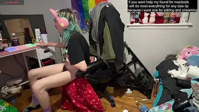 tallnerdyguy webcam
