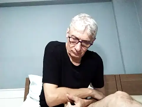 BIGUNCUTHARDCOCK webcam
