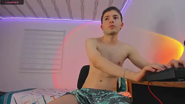 Benji_Andrew webcam