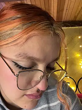 SophiaWeestt99 webcam