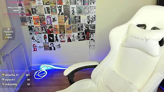 EvelinaLuu webcam