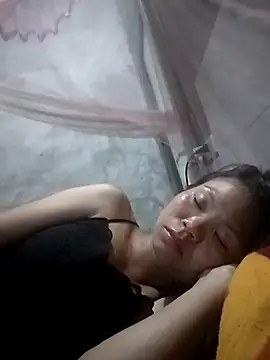 LinhNa999 webcam