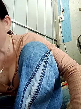 Ana_love2000 webcam