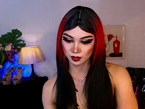 Hugecock_shantall webcam