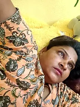 madavi123 webcam