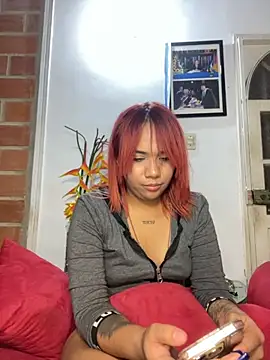 MelissaAGT webcam