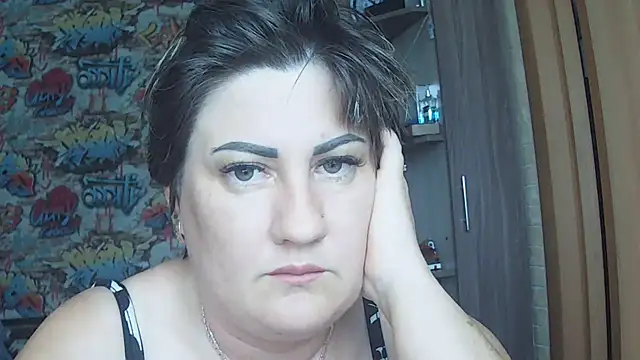 LucyWowx webcam