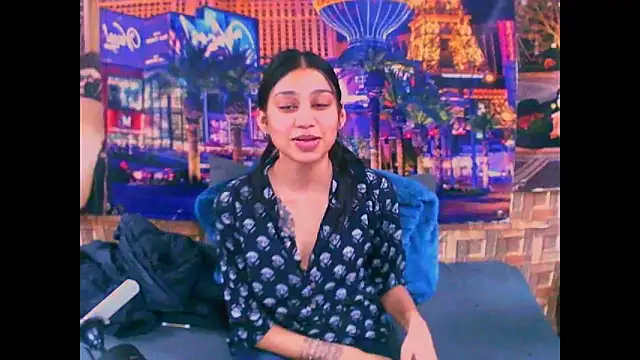 IndianPrettySmile webcam