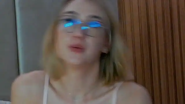 LexiRussell webcam