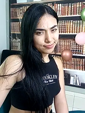 MilaSweet_ webcam