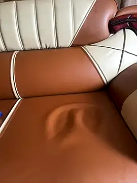 PrettyNina77 webcam