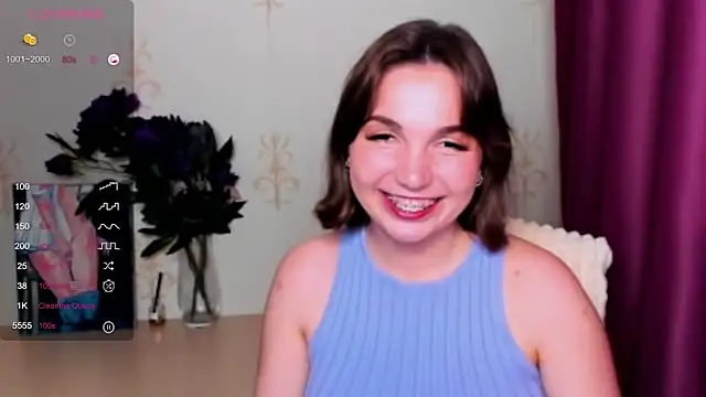 KindHazelHere_ webcam