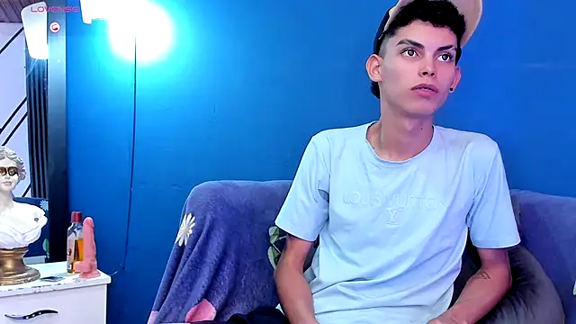 Room_69x webcam