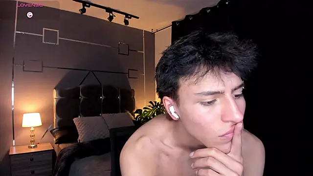 Christopher_77 webcam