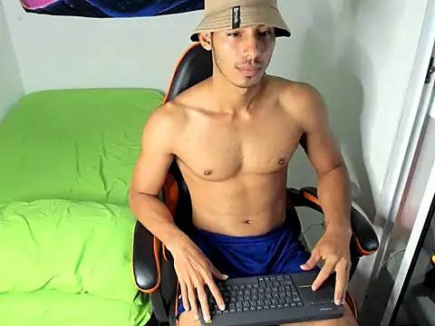 jhosep_hamilton webcam