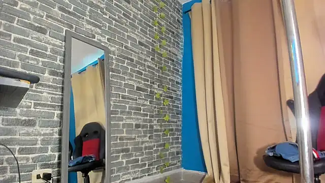 iam_samy_ webcam