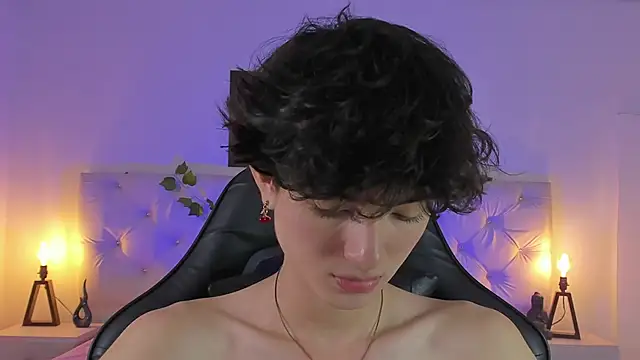 Elliot_younngg webcam