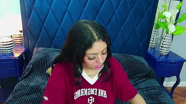 Scarlett_Blaze1 webcam