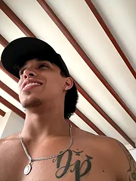 Mattew_Dluca_ webcam