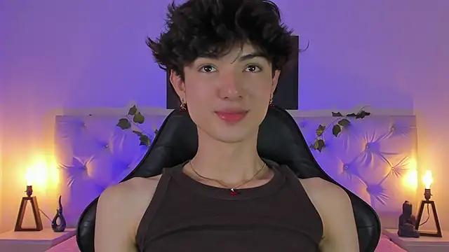 Elliot_younngg webcam