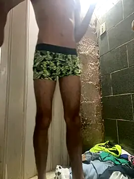 kaiqueeeh_90 webcam