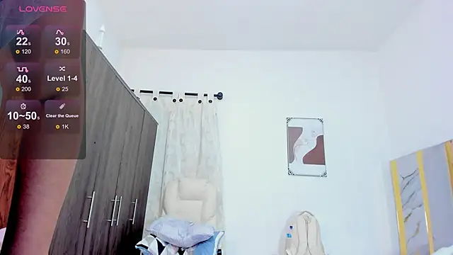 selena_luxs1 webcam