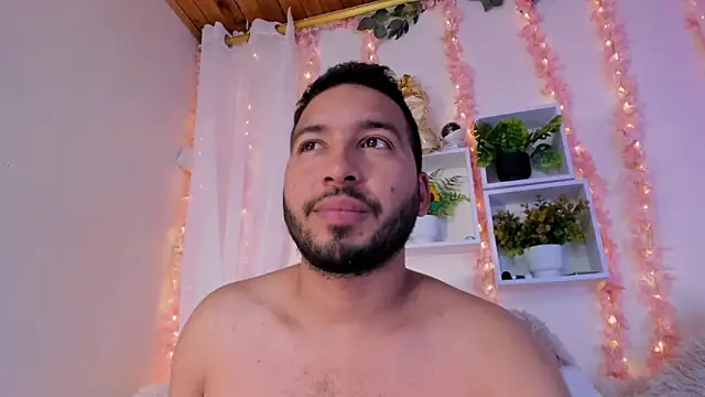 Edahi1386 webcam