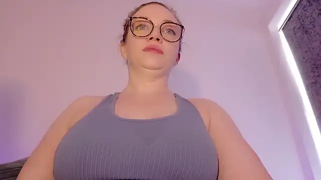 FemDom_RubyKnightXXO webcam