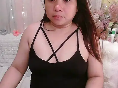OhmyPinay webcam
