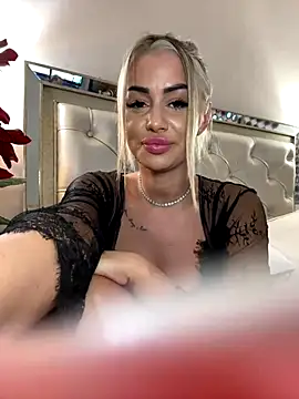 KirstieVegas