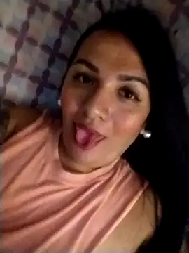 Yourbabyshane webcam