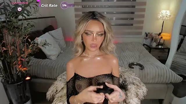 Miss_DIOR_ webcam