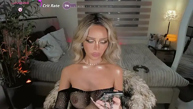 Miss_DIOR_ webcam