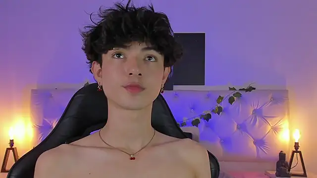 Elliot_younngg webcam