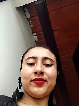 online chat  Sarah-Office1