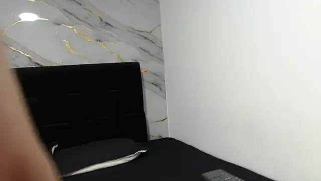 Samanthaaaaa webcam