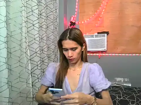 biniNikka69 webcam
