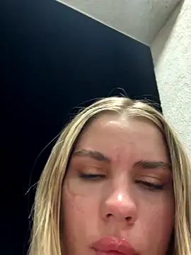 SakuPandora Live Webcam on Stripchat
