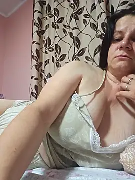 KristenVega webcam