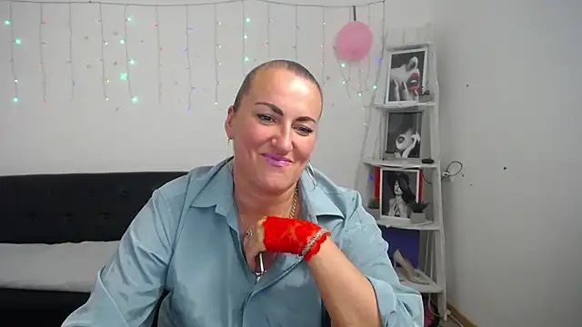 DianaMGG webcam