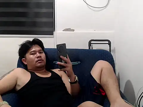 tastylicious_John19 webcam