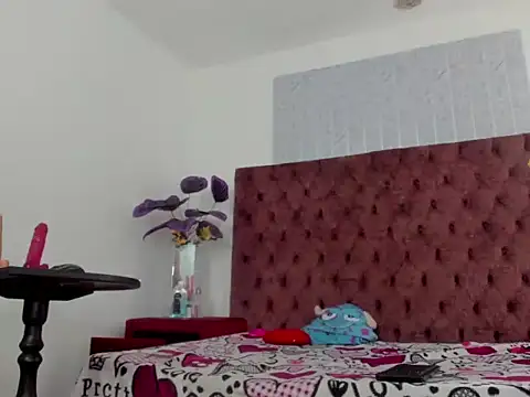 AnaisJons webcam