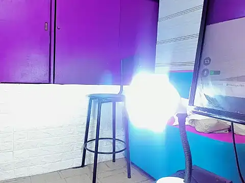 Sofi_Kiss webcam